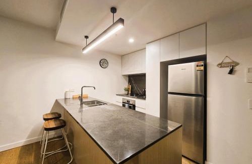 South Brisbane Apartment | Sky-High 2BR in CBD Spectacular Views Level 23
