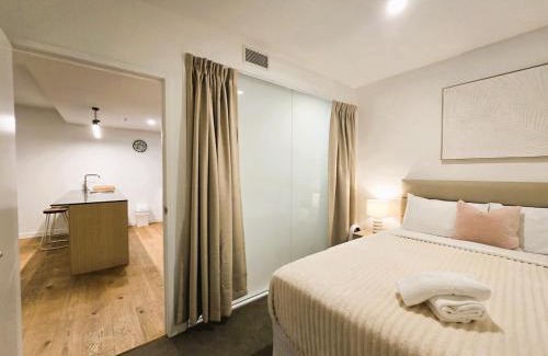 South Brisbane Apartment | Sky-High 2BR in CBD Spectacular Views Level 23