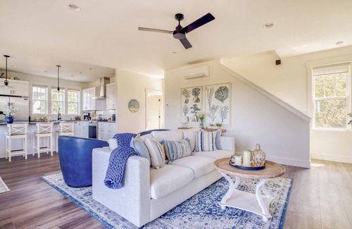 Depoe Bay House | Sky-High King Suite, Ocean Views, Hot Tub, Game Room, Media Room in Depoe Bay!