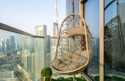 Downtown Dubai Apartment | Sky-high Oasis Burj Khalifa Views, Rooftop Infinity Pool, 3BR apartment in Paramount Hotel Midtown