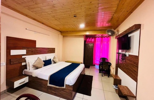 Kumarhatti Hotel | Sky Hill Top