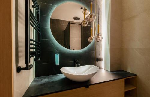 Baluty Apartment | SKY Home- Wood Penthouse -Manufaktura, Parking, Klimatyzacja, Dostęp na Kod