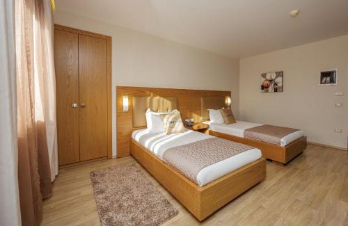 Blloku Hotel | Sky Hotel Tirana