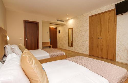 Blloku Hotel | Sky Hotel Tirana