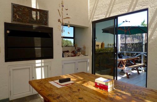 Betty's Bay House | Sky house on Clarens