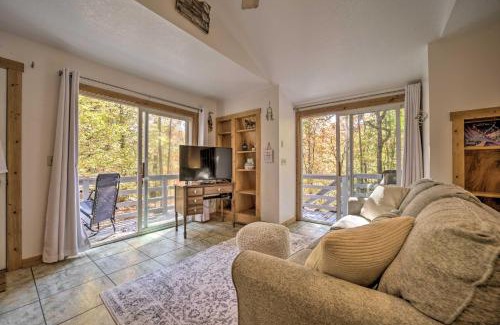 Almond Apartment | Sky Loft Bryson Studio 1 Mi From Fontana Lake!