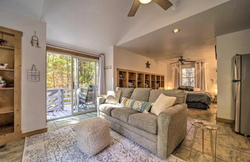 Almond Apartment | Sky Loft Bryson Studio 1 Mi From Fontana Lake!