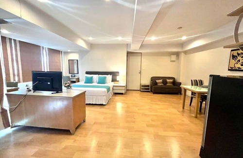 Suan Luang Hotel | Sky Place Serviced Apartment