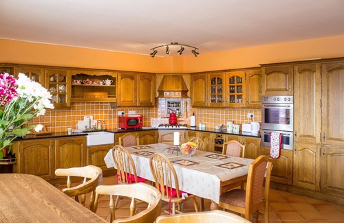 Clifden House | Sky Road Lodge- Beautiful Views