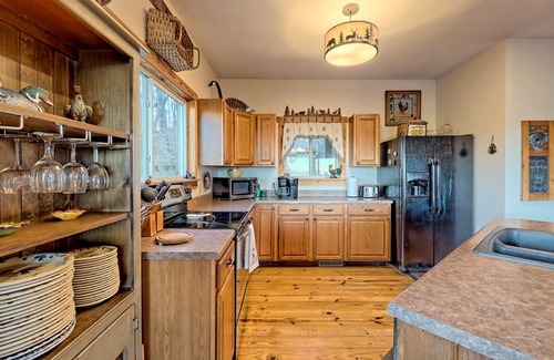 Sky Valley House | Sky's The Limit - Mountain & Golf Course Views, Game Room, Cmty Pool + Hot Tub!