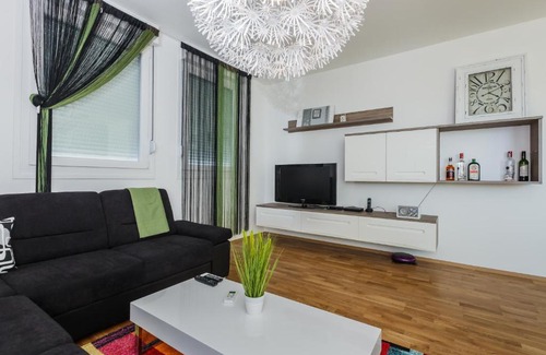 Mejasi Apartment | Sky Split Apartment