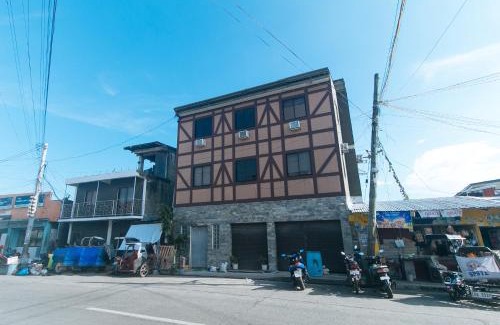 Iloilo City Proper Hotel | Skybox Pension House by RedDoorz