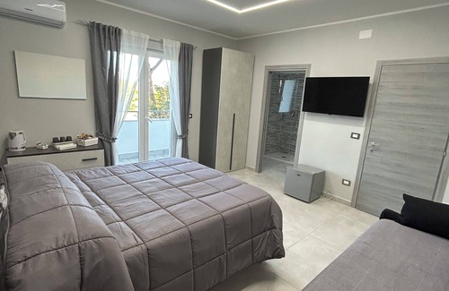 Naples Bed & Breakfast | SKYCITY 2