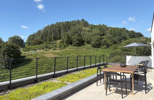 Seaton House | Skyfall