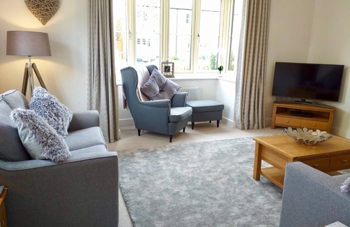 Bourton Cottage | Skylark Cottage - Bourton on the Water. Modern detached 3 bed property sleeps 6.