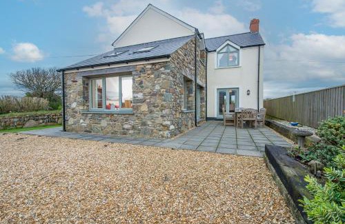 St Brides House | Skylark Cottage