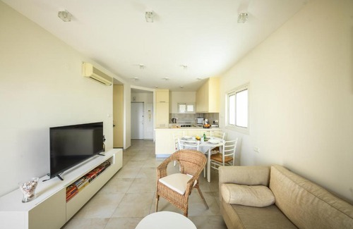 Herzliya Pituach Apartment | Skyline 1BR Apartment with City and Sea View by Sea N' Rent