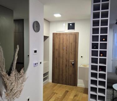 Novi Sad Apartment | Skyline Apartments Free Parking