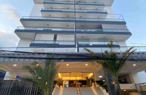 Evaristo Morales Apartment | Skyline Luxury APT 1bedroom KING size bed in Downtown Sto Dgo Rooftop POOL/GYM