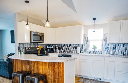 Canon City House | Skyline Retreat- 3bed/2 bath house
