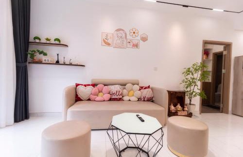 Tan Phu District Apartment | Skylinked Villa in Celadon City- Căn Hộ có gara Xe Hơi Riêng