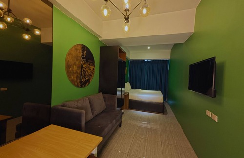 Sampaloc Hotel | Skyloft Hotel