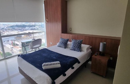 Guayaquil Apartment | SkyLuxe