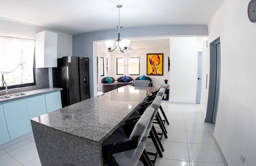Puerto Plata Apartment | Skylyght Suites Hotel. breakfast included. 28% off on restaurant and bar