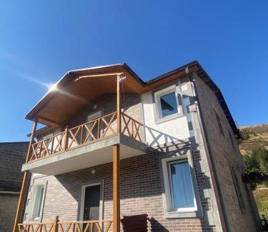 Tsaghkadzor House | SkyNest Cottage