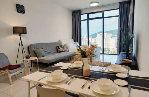 George Town Apartment | SkyPool 2Br 8pax Premium Suites Beacon Georgetown Penang