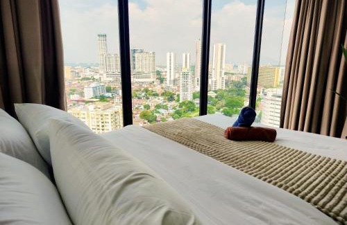 George Town Apartment | SkyPool 2BR 9pax Premium Suite@Beacon @Georgetown @Penang