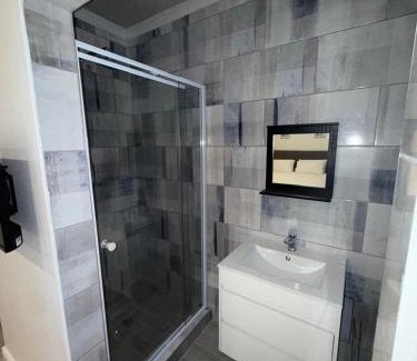 Melkbosstrand House | Skypool Guesthouse