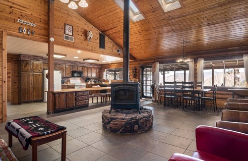 Wofford Heights Cabin | SkyRanch Log Cabin with Amazing Views In the Sequoia National Forest!