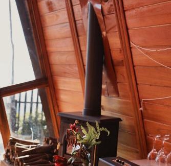 Nuwara Eliya Ski Chalet | Skyridge Twilight