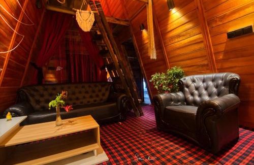 Nuwara Eliya Ski Chalet | Skyridge Twilight