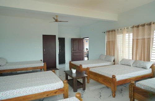 Mudigere House | SkyScape Homestay- near to falls ettina bhuja treaking, devaramane, bettadhabiraveshvara