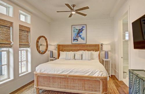 Cinnamon Shore Villa | Skytop Lounge TC 5105