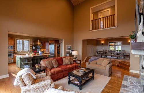 Blowing Rock House | Skytop Retreat