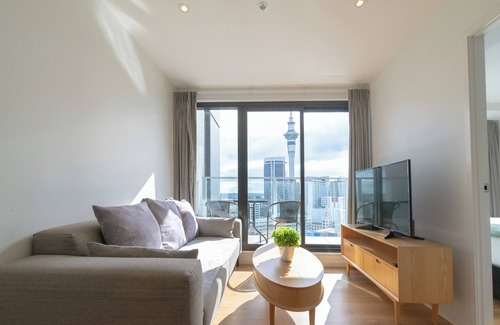 Newton Apartment | Skytower and City View 2 Bedroom Apartment on High Floor