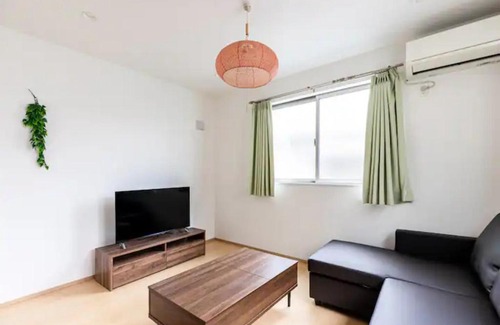 Sumida Apartment | SkyTreeHotelー浅草まで電車乗車7分でスカイツリーまで電車乗車3分さらに空港から直通です12名までの一軒家の3LDKの7年で綺麗駐車場付