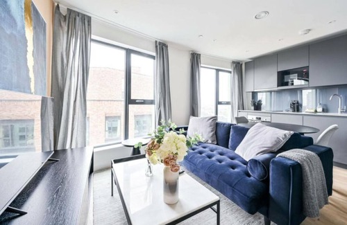 Canning Town North Apartment | Skyview East Pet Friendly Studio