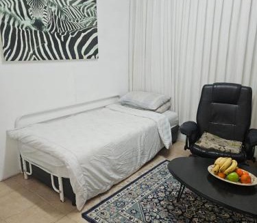 Tel Aviv Apartment | Skyview Retreat Romantic Retreat Views 360 Rooftop