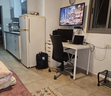 Tel Aviv Apartment | Skyview Retreat Romantic Retreat Views 360 Rooftop