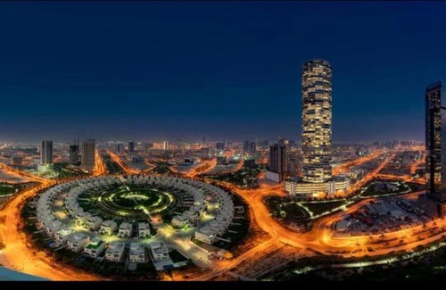 Jumeirah Village Circle Apartment | SkyVilla FIVEhotel JVC Private pool