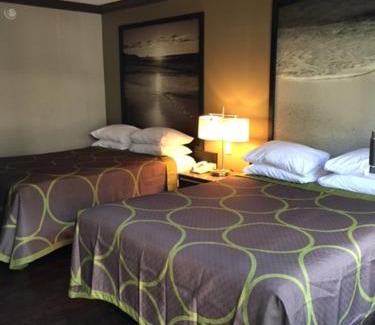 Los Angeles Hotel | Skyways Hotel