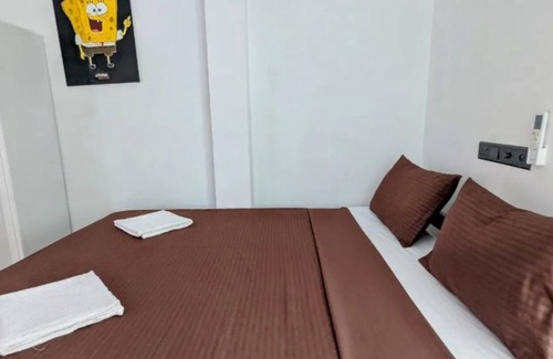 Polhena Bed & Breakfast | Skyy Villa - Budget Double Room