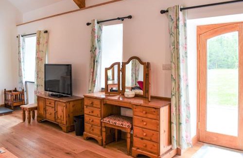 Brayford House | Slade Cottage - Uk35027