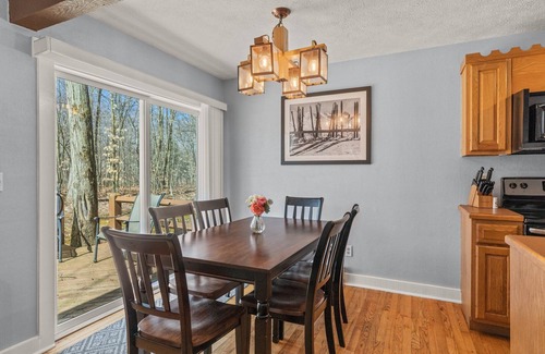 White Haven House | Slalom by AvantStay | Walk to Ski Slopes!