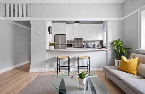 North Bondi Apartment | 'Slate Serenade' A Cosy Bondi Beachside Getaway