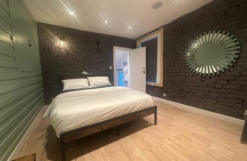 Yiewsley Apartment | Sleek 1BD Retreat Near Heathrow & Elizabeth Line